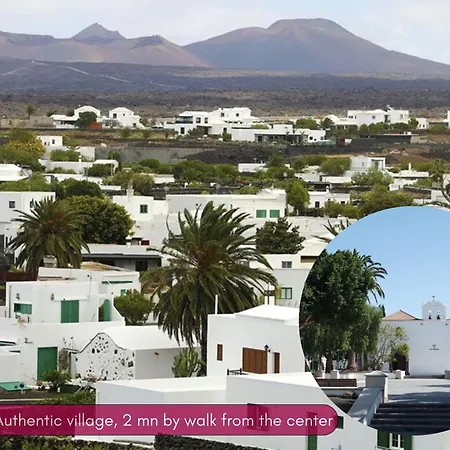 Villa Exclusive In Authentic Village Of Yaiza - 12 To 16 Guests - 6 King Bedrooms - 5 Bathrooms - Game And Bar - Dining For 16 - Heated Pool -close To Beaches & Wineries *