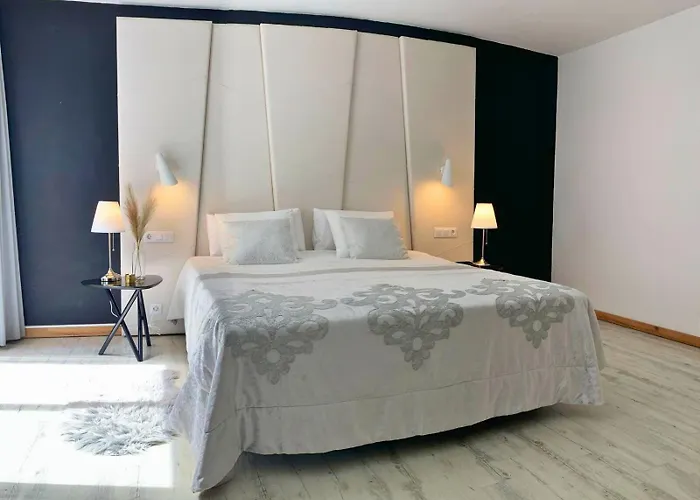 Villa Spacious Private Up To 16 - Casa Quintero - Volcano, Timanfaya Park, Bodega & South Beaches - Heated Pool - Game - Charcoal Grill Yaiza (Lanzarote)