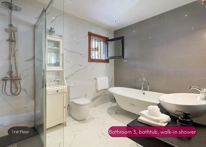 Spacious Private Up To 16 - Casa Quintero - Volcano, Timanfaya Park, Bodega & South Beaches - Heated Pool - Game - Charcoal Grill Yaiza (Lanzarote)